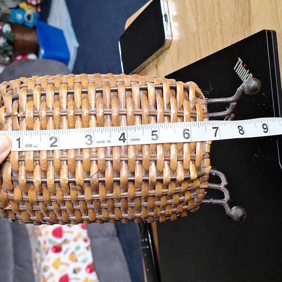 Wicker basket -long handled with 3 metal feet measures 17 inches tall - Picture 5 of 8